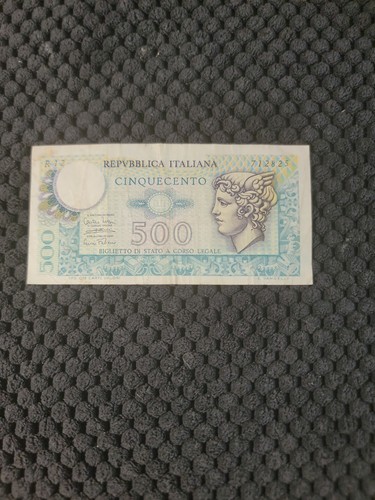 Italy 500 lire unc speciman - 500,